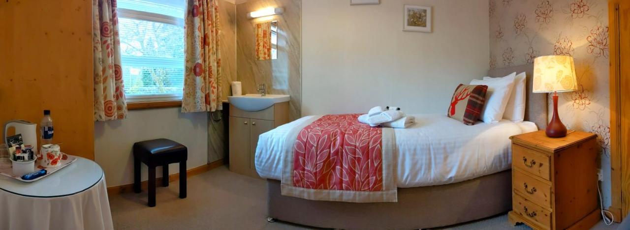 Homagen Bed & Breakfast Ройбридж Екстериор снимка